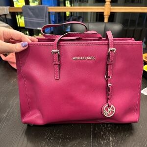 Pink Michael Kors pink purse and wallet